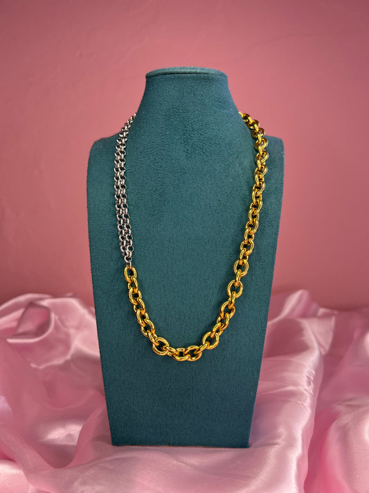 Mae necklace