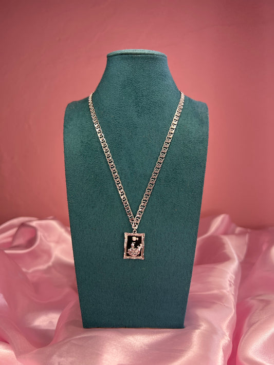 Maura necklace