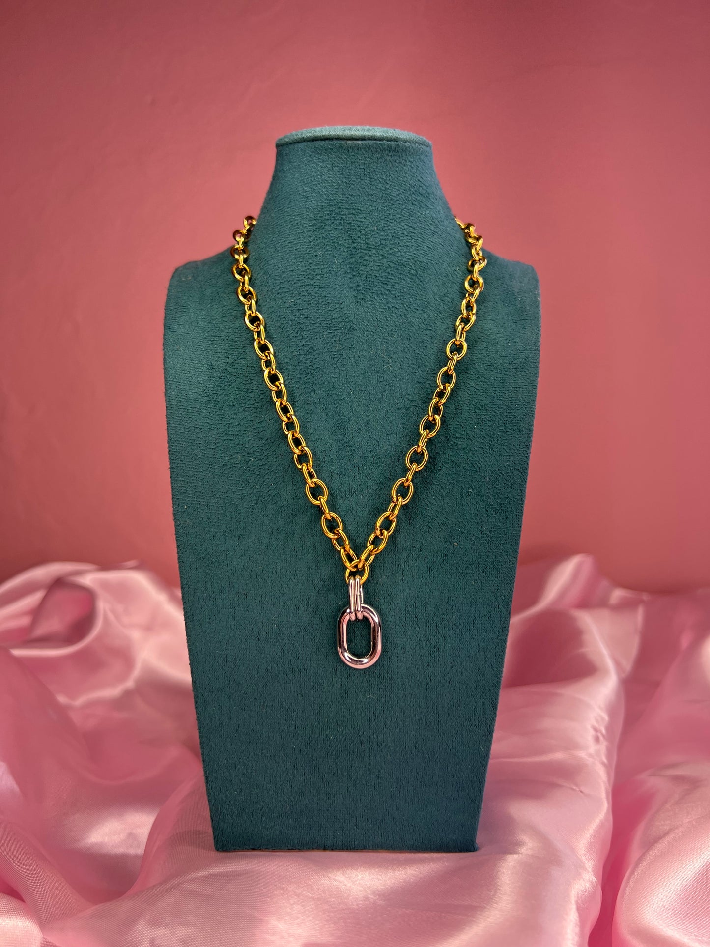 Mollie necklace