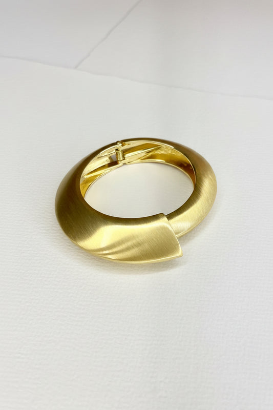 Valentinas bangle